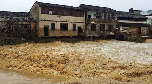 china-floods_7-2-2013_107594_l.jpg