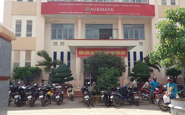 agribank_cbne_hxut.jpg