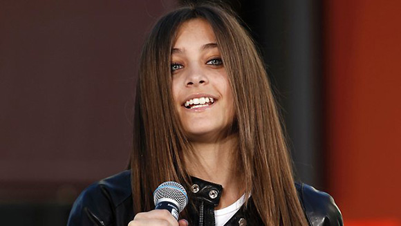 938497-paris-jackson.jpg