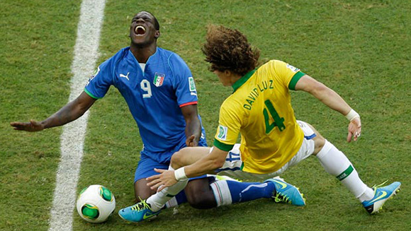 italys-mario-balotelli-le-008.jpg