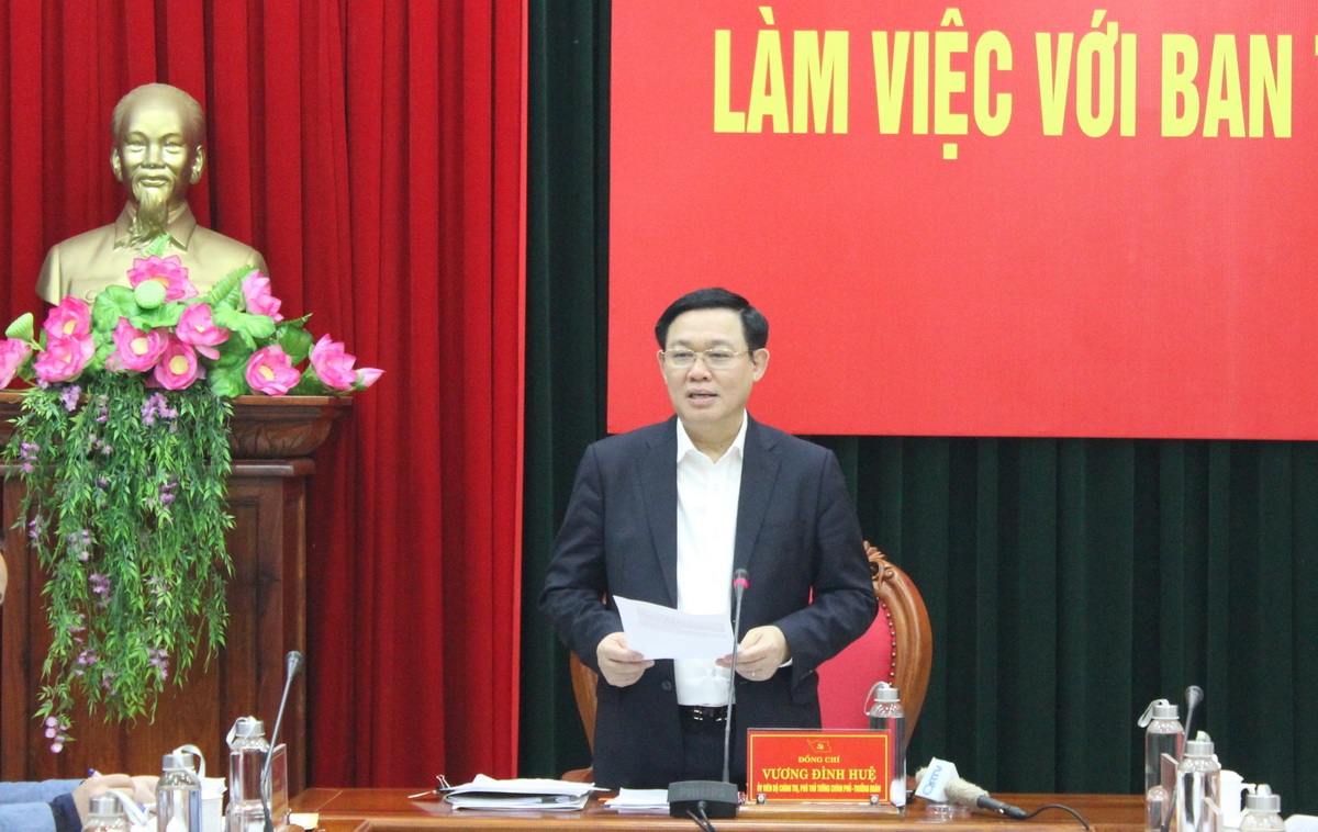 vov_ptt_vuong_dinh_hue_1_ybnz.jpg