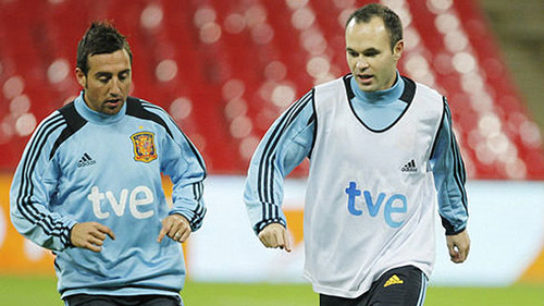 cazorla-iniesta-1.jpg