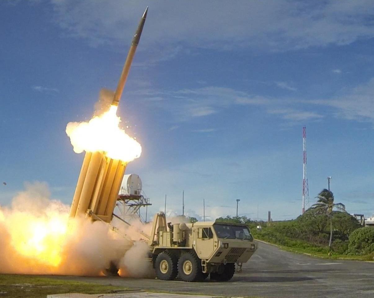 the_first_of_two_terminal_high_altitude_area_defense_thaad_interceptors_is_launched_during_a_successful_intercept_test___us_army_6_vyjc.jpg