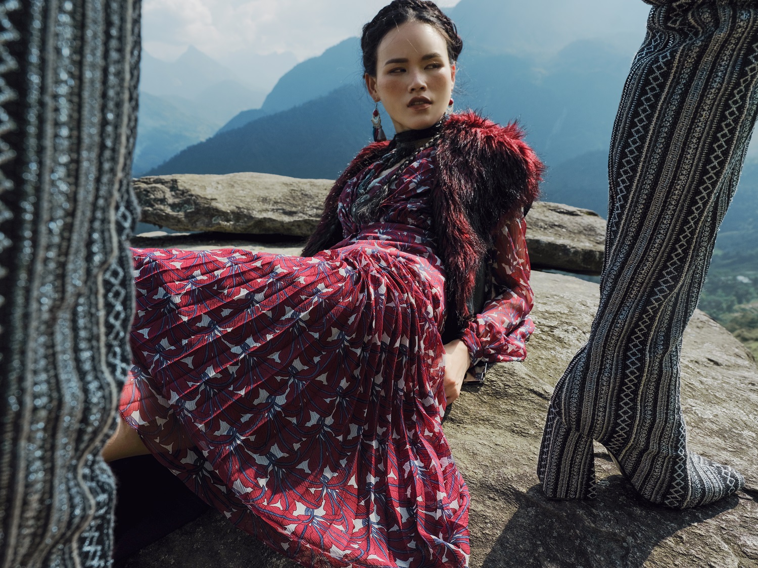 tuyet lan hoa nang tho trong bst cam hung vung cao cua le thanh hoa hinh 11