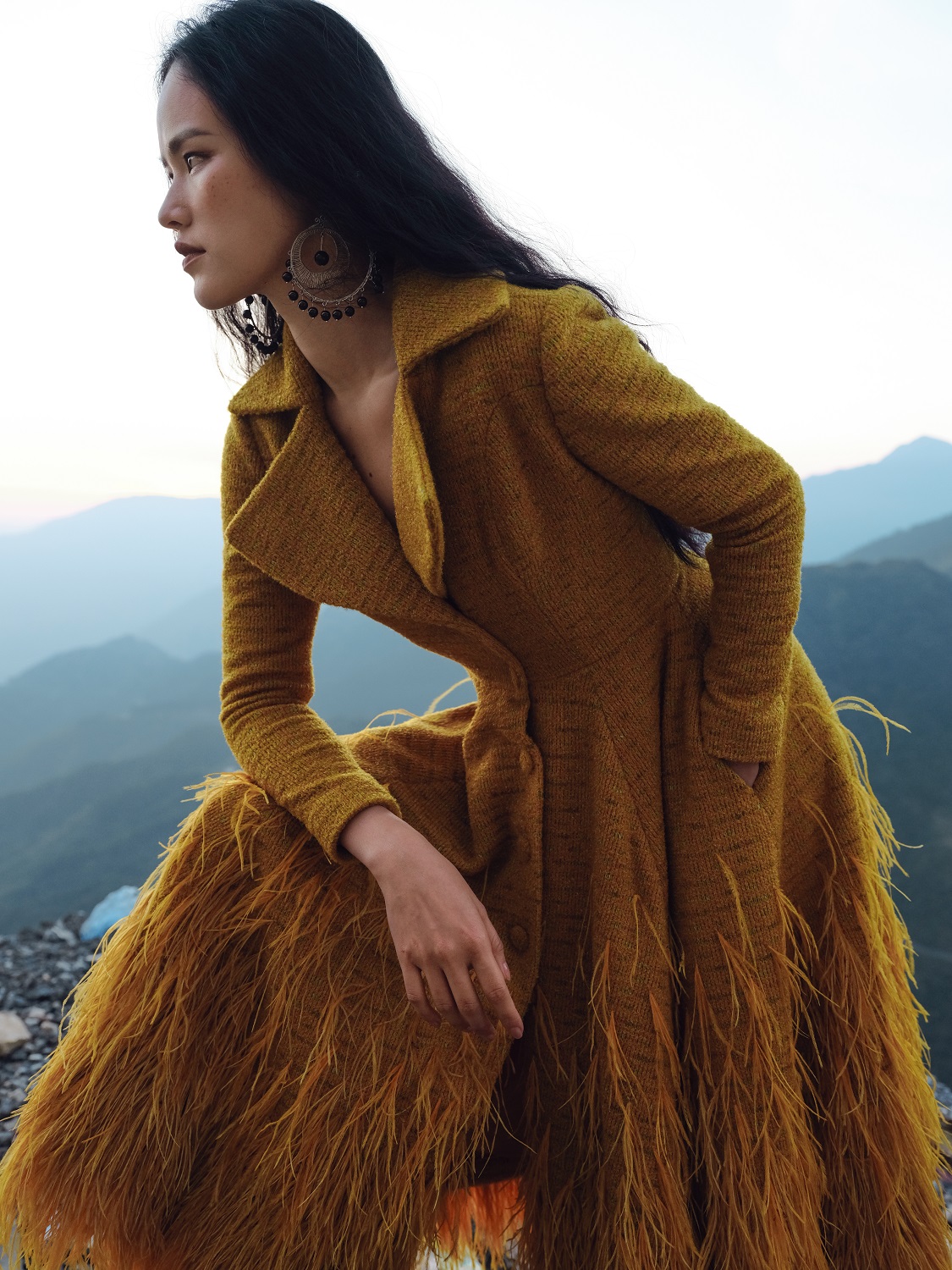 tuyet lan hoa nang tho trong bst cam hung vung cao cua le thanh hoa hinh 15