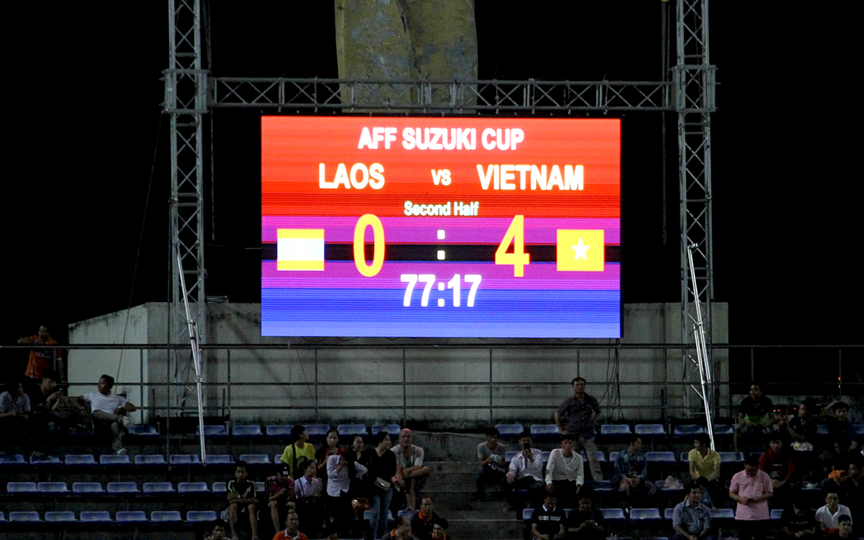 AFF Cup 2018: Bảng điện tử trên sân báo sai tỉ số trận Lào - Việt Nam |  VOV.VN